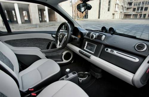 Mercedes-Benz �������� ���������� ������� smart � ����