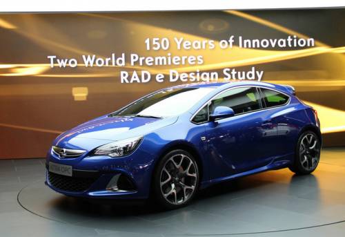 Opel Astra OPC 2012