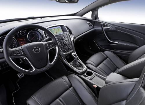 Opel Astra OPC 2012