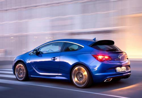 Opel Astra OPC 2012
