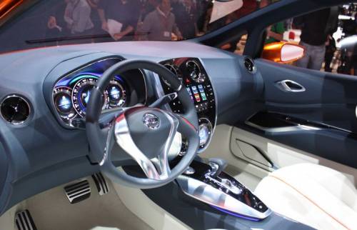 Nissan Invitation